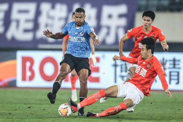 广厦队的账面内线优势未能转化为实际比赛成效